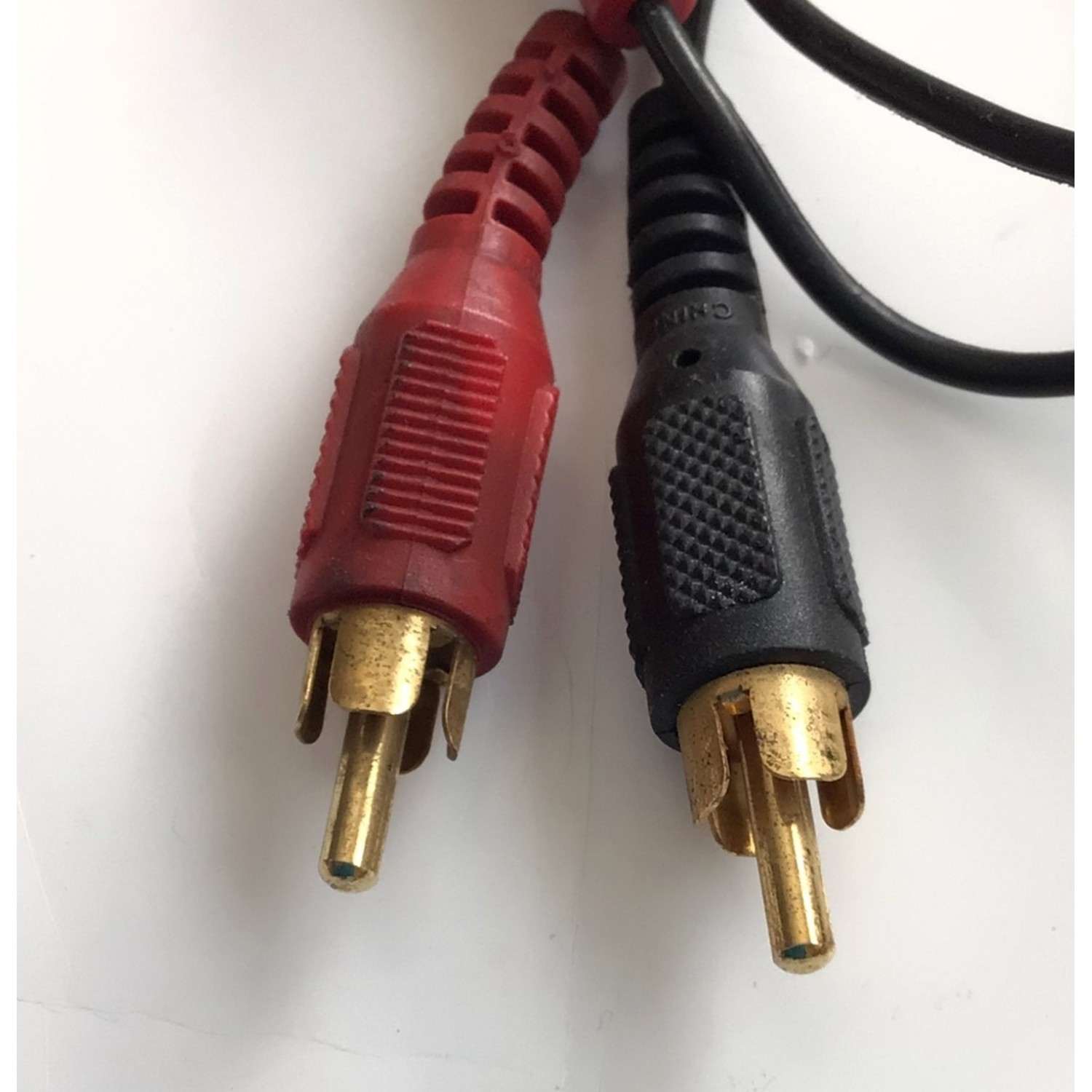 CABLES DE 2 RCA AUDIO ( NEGRO Y ROJO ) MACHO A MACHO / COMPATIBLE CON DIFERENTES DISPOSITIVOS, MARCAS Y MODELOS - Imagen 2